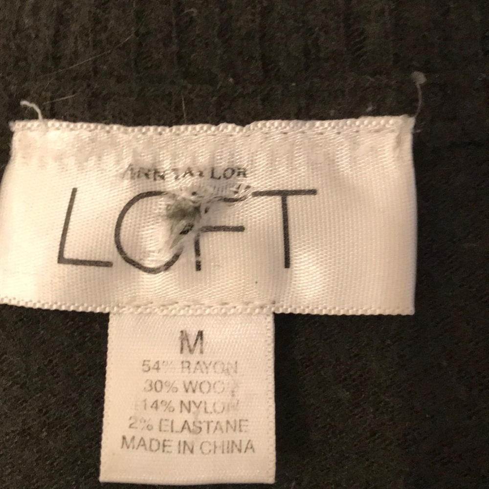 Sweater - Picture 4 of 4